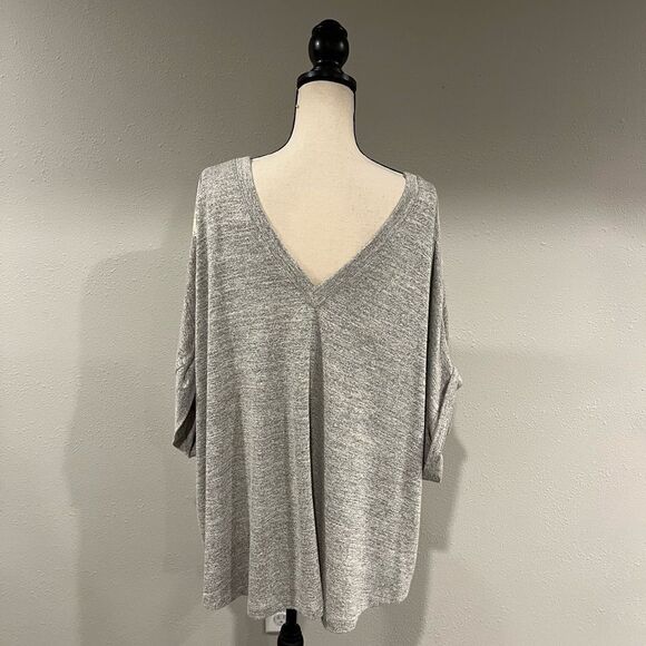 Cacique Plus Size Grey Lace Scoop Neck Short Sleeve Tunic - Picture 7 of 11